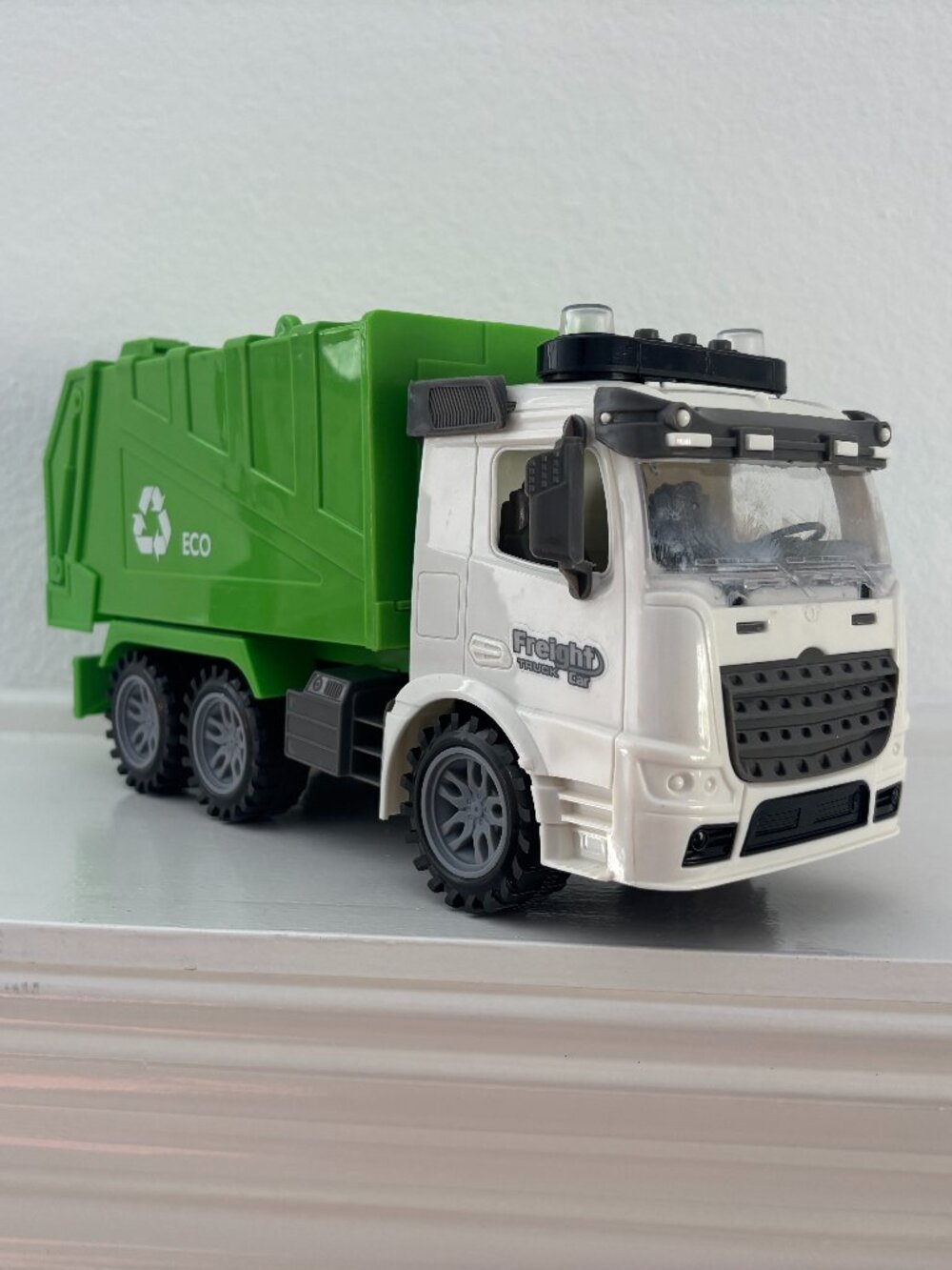 Recycling Truck Toy - Lights Up - Makes Noises - Container Lifts & Opens